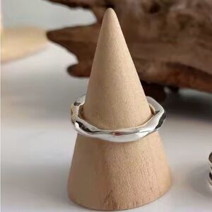 Sleek S925 Silver Wave Ring